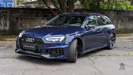 Audi RS4 B9 - Navarra Blue (7)