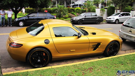 Mercedes SLS AMG - Desert Gold (24)