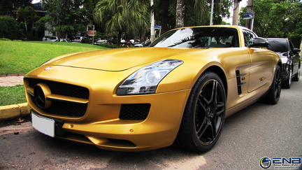 Mercedes SLS AMG - Desert Gold (31)