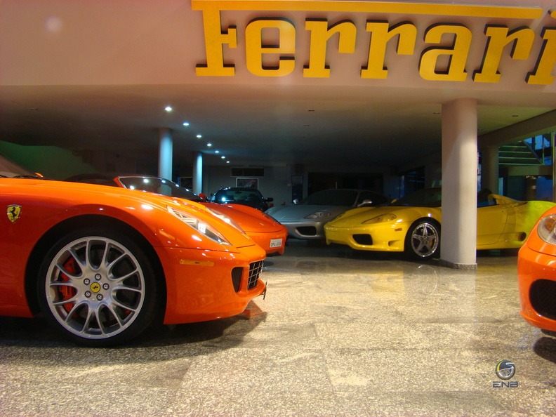 Via Europa, Via Italia - Ferrari e Maserati (1).jpg