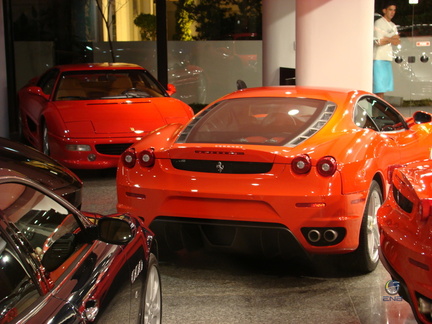 Via Europa, Via Italia - Ferrari e Maserati (412)