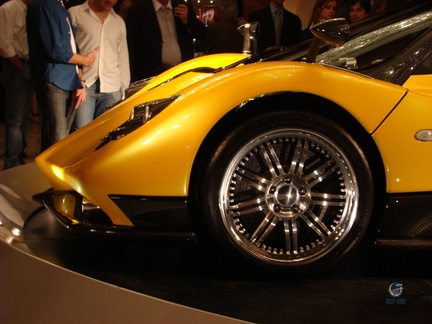 Pagani Zonda F Clubsport - Amarelo (70)