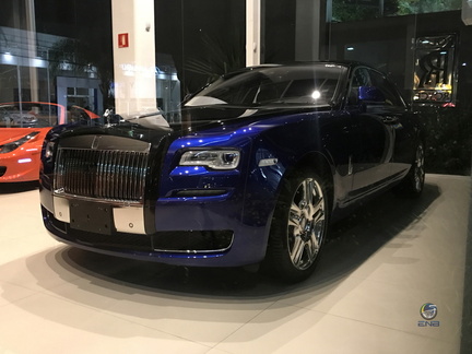 Loja Rolls-Royce (8)