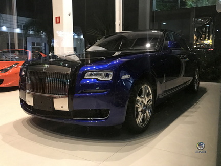 Loja Rolls-Royce (9)