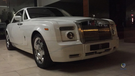 Loja Rolls-Royce (36)
