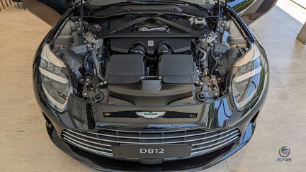 Aston Martin DB12 - Onyx Black (4)