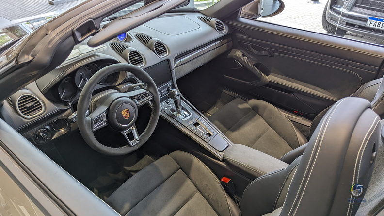 Porsche 718 Spyder - Alex Grey (4).jpg