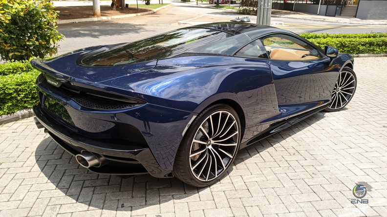 McLaren GT - Namaka Blue (5).jpg