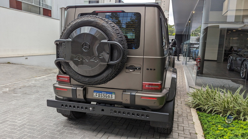 Mercedes G63 AMG 4x4² - Manganite Grey Magno (8).jpg