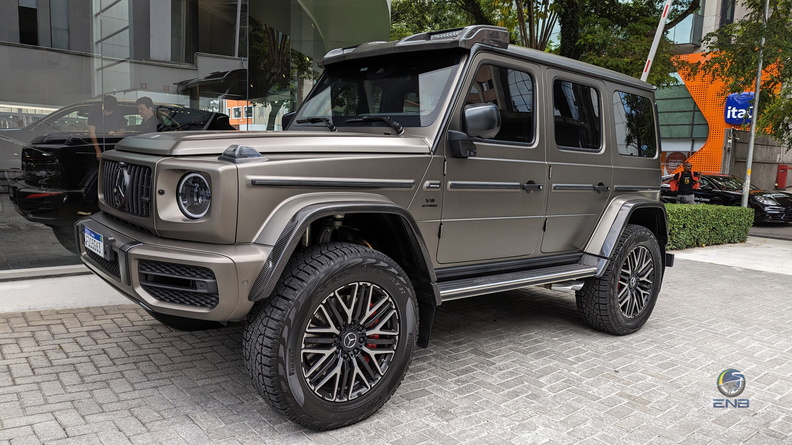 Mercedes G63 AMG 4x4² - Manganite Grey Magno (10).jpg