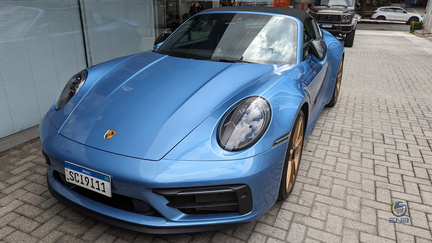 Porsche 911 Targa 4 GTS - Gemini Blue (3)