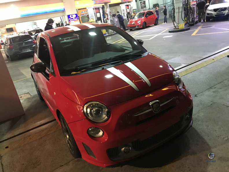 Abarth 695 Tributo Ferrari - Vermelho (9).jpg