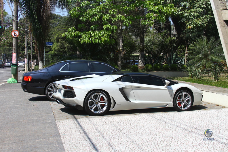 Calçada loja da Ferrari (29).jpg