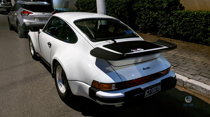 Porsche 930 Turbo (2)
