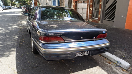 Ford Crown Victoria (2)