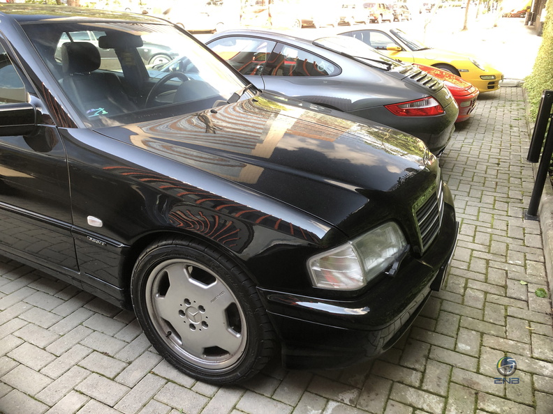 Mercedes C43 AMG V8 (3).jpg