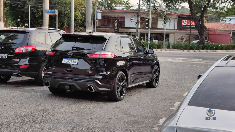 Ford Edge ST (2).jpg