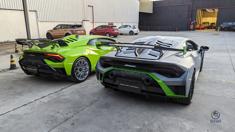 Lamborghini Huracán STO - dupla (1).jpg