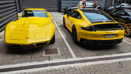 Chevrolet Corvette C3 e Porsche 911 Carrera GTS 992.1
