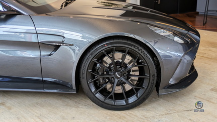 Aston Martin Vantage 2025 (29)