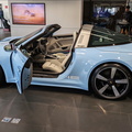 Porsche 911 Targa 4 GTS - Gulf blue (10)