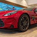 Aston Martin Vaquish 2025 - Supernova Red (39)
