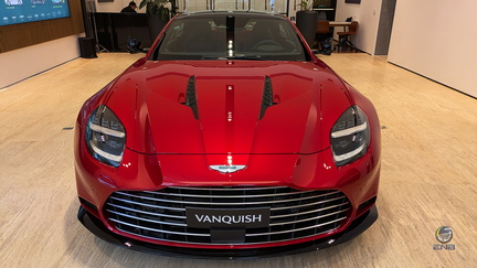 Aston Martin Vaquish 2025 - Supernova Red (40)
