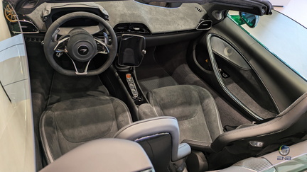 McLaren Artura Spider - Ivy Green (4)