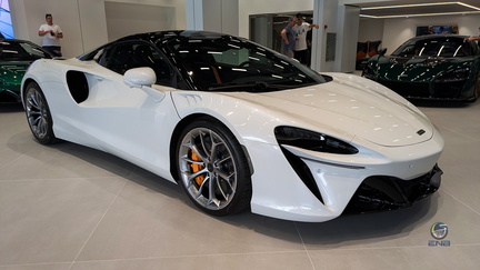 McLaren Artura Spider - Ice White (4)