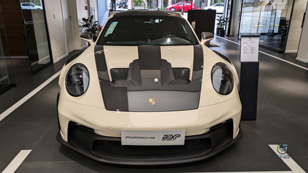 Porsche 911 GT3 RS - Cream White  992 (2)