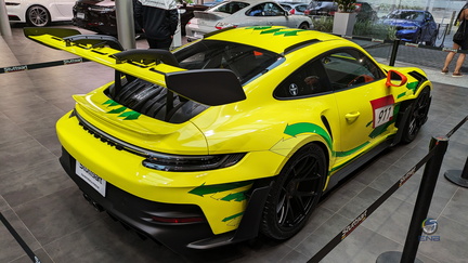 Porsche 911 GT3 RS 992 - manthey racing grello (1)