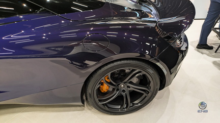 McLaren 750s Spider - Spectrum Purple (3)