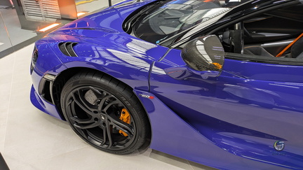 McLaren 750s Spider - Spectrum Purple (4)