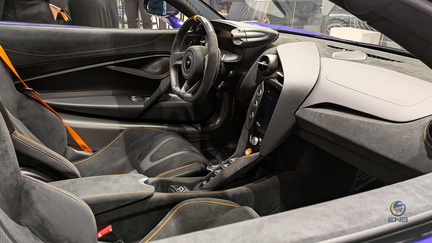 McLaren 750s Spider - Spectrum Purple (7)