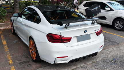 BMW M4 GTS (2)