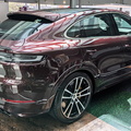 Porsche Cayenne Turbo E-Hybrid - Shiraz Red Metallic (6)