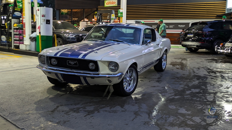 Ford Mustang GT 1968 (4).jpg