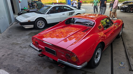 Duas ou Mais Ferrari (1)