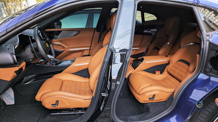 Ferrari Purosangue - Blu TDF (2)