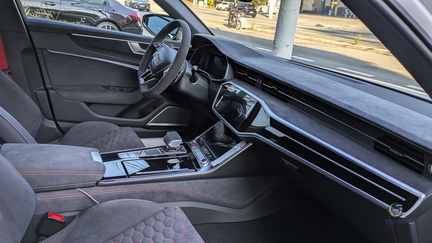 Audi RS6 Avant GT (6)