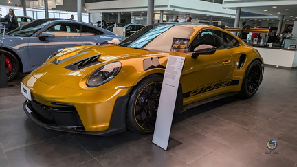 Porsche 911 GT3 RS - Sonderwunsch Explosive gold (14)
