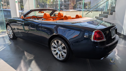 Rolls-Royce Dawn - Sapphire Blue (2)