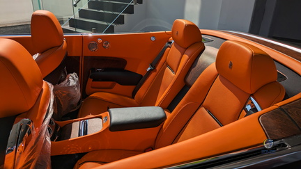 Rolls-Royce Dawn - Sapphire Blue (4)
