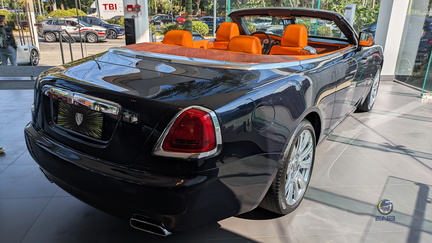 Rolls-Royce Dawn - Sapphire Blue (5)