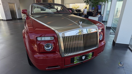 Rolls-Royce Phantom Drophead - ensign red (2)