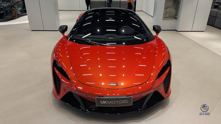 McLaren Artura - Amber Red (7)