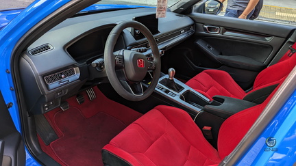 Honda Civic Type R - Racing Blue Pearl (1)