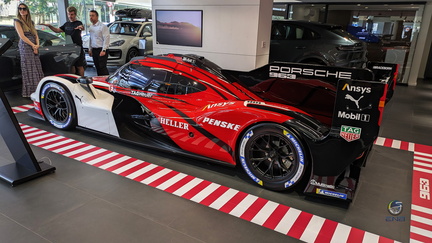 Porsche 963 mock up (3)