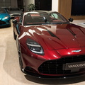 Dois ou Mais Aston Martin