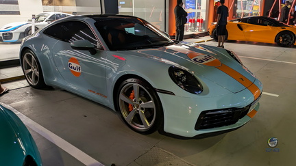 Porsche 911 Carrera - Gulf
